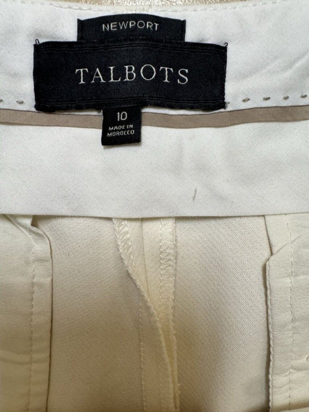 Talbots Newport Beige Straight Leg Pants Size 10 Stretch Career - Picture 2 of 3